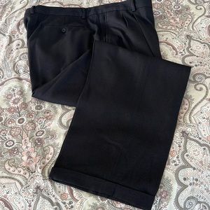 Claiborne Men's Woven in Italy Black Cuffed, Pleated front Dress Pants 40 x 32